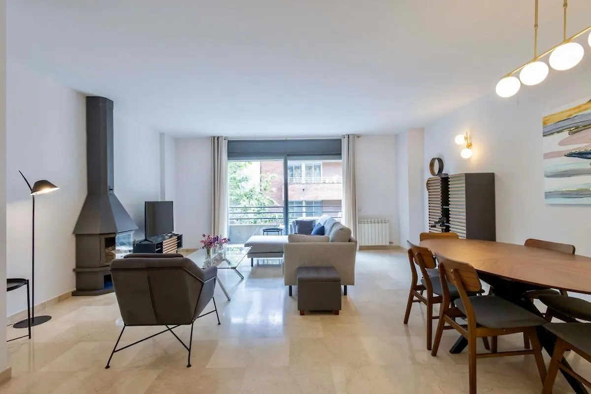 Apartment For 6, Spacious And Bright In Bonanova Barcelona 0*,  Spain