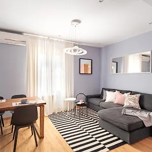 Three Bedrooms Appartement